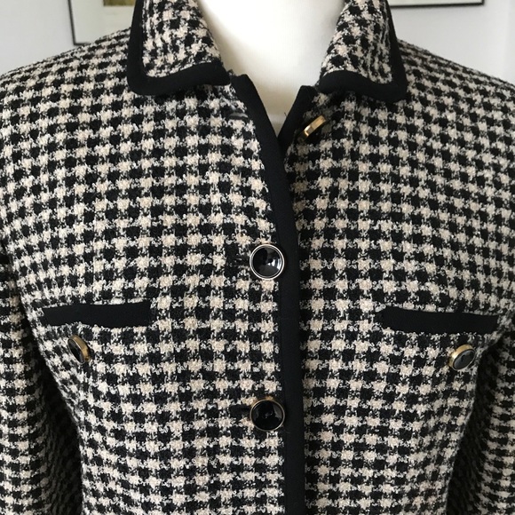 Jacket - Picture 2 of 15